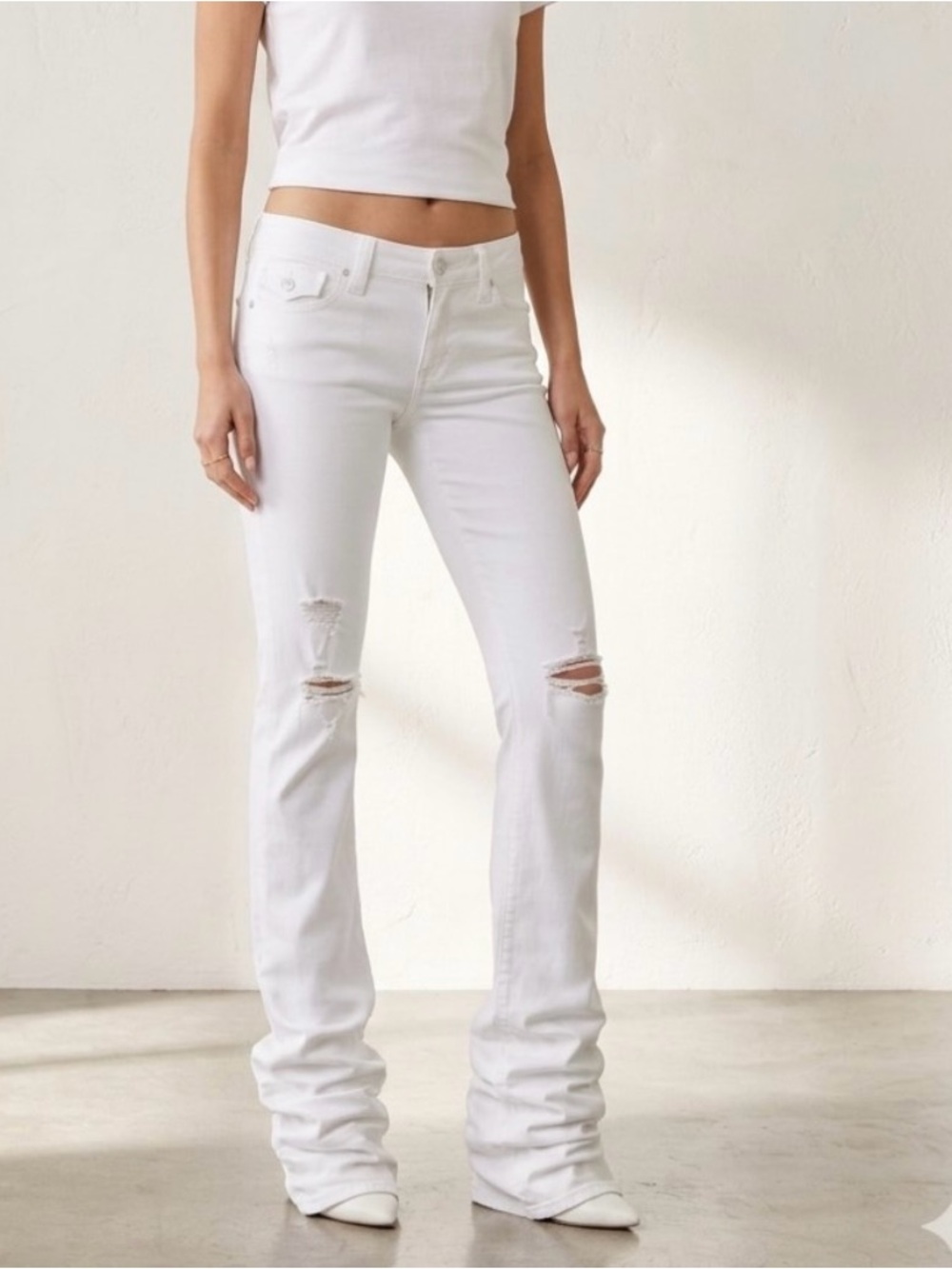 True Religion Becca Mid Rise Bootcut Jeans 34â